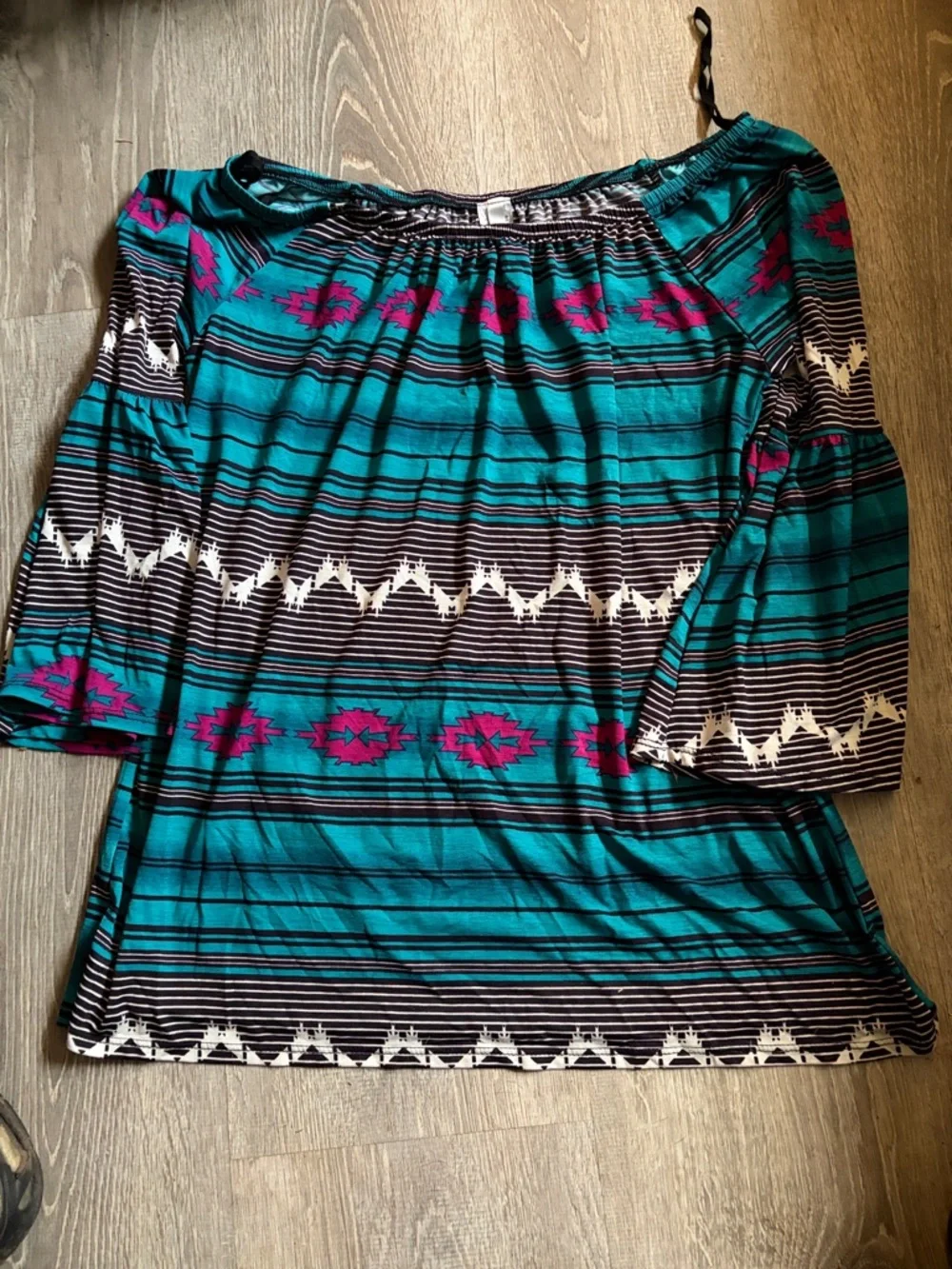 Aztec print - Picture 1 of 1